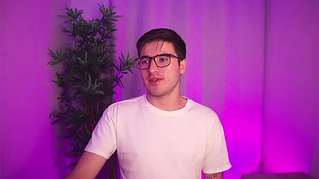 Tony Wylie online show from 11/12/25, 11:10