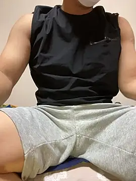 Snapshot of sakuto07 chatting on 11/13/25, 08:13 sakuto07 online show from 11/13/25, 08:13