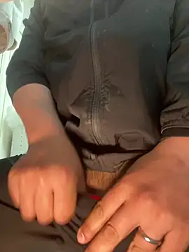 Snapshot of sakuto07 chatting on 03/10/26, 09:14 sakuto07 online show from 03/10/26, 09:14