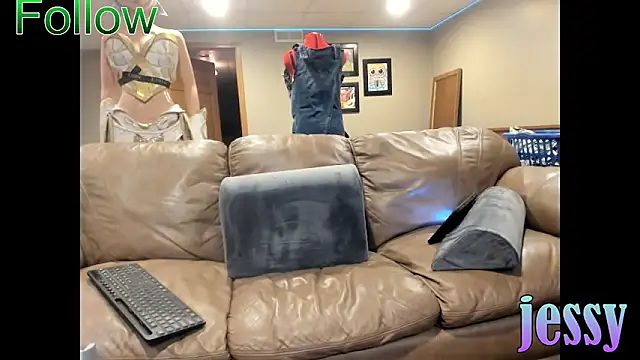 jessy0504 online show from 11/07/25, 10:21