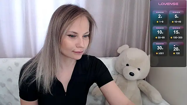 Snapshot of Sunny_bunny6 chatting on 03/26/26, 04:40 Sunny bunny6 online show from 03/26/26, 04:40