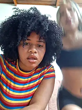 Snapshot of DANIELA_MICHEL chatting on 01/23/25, 03:43 DANIELA MICHEL online show from 01/23/25, 03:43