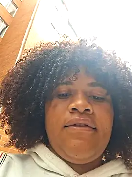 Snapshot of DANIELA_MICHEL chatting on 03/21/25, 02:18 DANIELA MICHEL online show from 03/21/25, 02:18