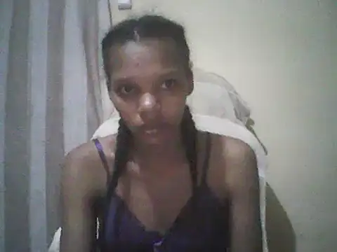 Snapshot of Antsoalie chatting on 03/06/25, 06:41 Antsoalie online show from 03/06/25, 06:41