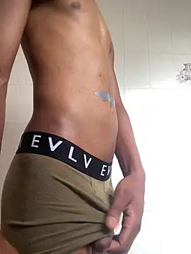 Snapshot of soulbreaker12 chatting on 01/05/25, 11:15 soulbreaker12 online show from 01/05/25, 11:15