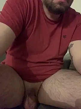 Snapshot of mikaaaaase chatting on 03/04/25, 11:32 mikaaaaase online show from 03/04/25, 11:32