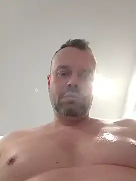 Snapshot of mikaaaaase chatting on 11/01/25, 07:21 mikaaaaase online show from 11/01/25, 07:21