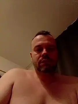 Snapshot of mikaaaaase chatting on 11/01/25, 11:29 mikaaaaase online show from 11/01/25, 11:29