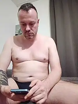 Snapshot of mikaaaaase chatting on 03/04/26, 10:16 mikaaaaase online show from 03/04/26, 10:16