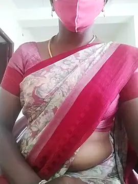 Snapshot of Preethytamilsexy chatting on 09/20/25, 02:45 Preethytamilsexy online show from 09/20/25, 02:45