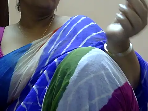 Riya riyaa online show from 09/15/25, 03:34