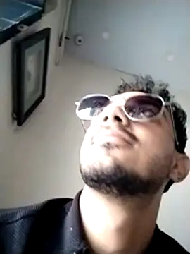 Snapshot of bontoo5 chatting on 11/04/25, 12:59 bontoo5 online show from 11/04/25, 12:59