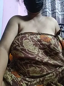BERRY 00 online show from 06/22/26, 11:57