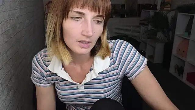 Nika Kitten online show from 06/09/26, 07:09