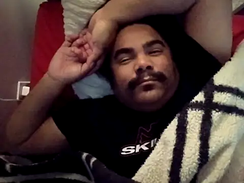 Snapshot of Brickstash chatting on 11/09/25, 01:53 Brickstash online show from 11/09/25, 01:53