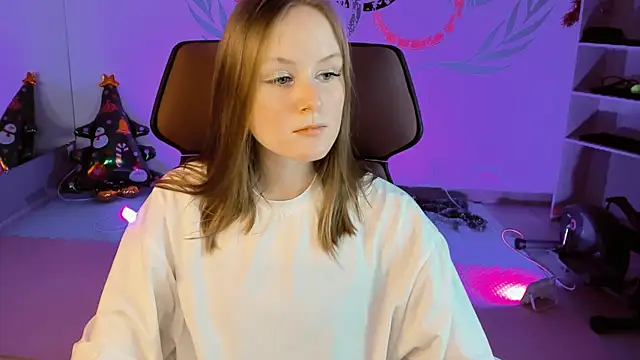 VivienLeeigh online show from 12/26/24, 05:30