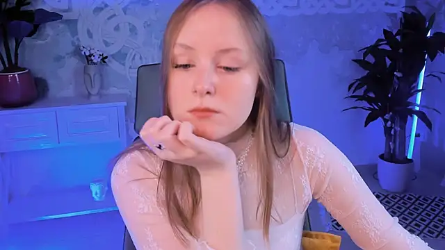 VivienLeeigh online show from 02/08/25, 09:03