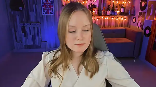 VivienLeeigh online show from 02/28/25, 07:25