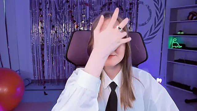 VivienLeeigh online show from 03/09/25, 03:16