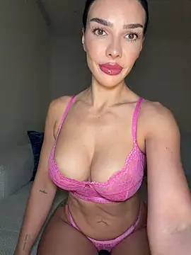 Snapshot of krissiswrld- chatting on 03/18/26, 07:17 krissiswrld- online show from 03/18/26, 07:17