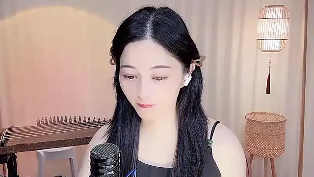 Tian-xin-999 online show from 06/06/26, 04:23