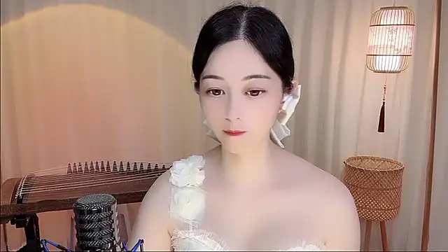 Tian-xin-999 online show from 06/18/26, 04:11