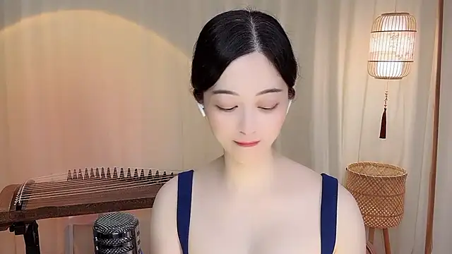 Tian-xin-999 online show from 06/23/26, 04:49