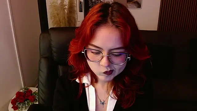 crimson tati  online show from 03/04/25, 05:00