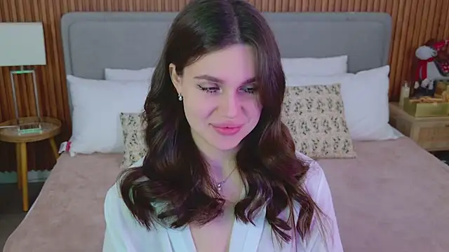 Snapshot of RihannaRose chatting on 11/29/25, 05:16 RihannaRose online show from 11/29/25, 05:16