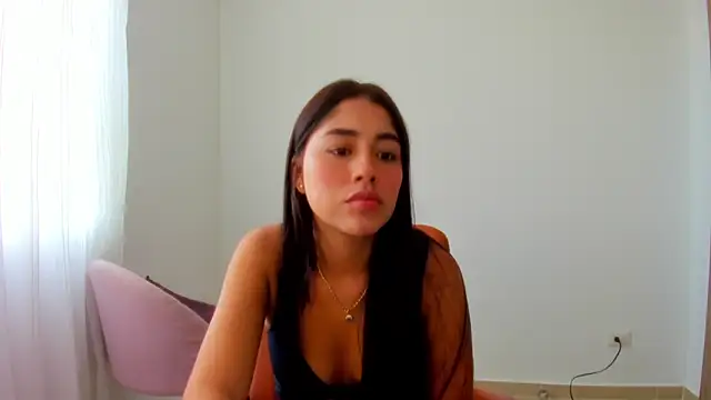 Snapshot of AriaMontgomery chatting on 05/04/26, 09:11 AriaMontgomery online show from 05/04/26, 09:11