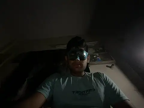 Snapshot of Freebird783 chatting on 09/25/25, 08:01 Freebird783 online show from 09/25/25, 08:01