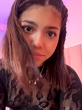 KellyOlsenbe online show from 12/14/25, 08:35