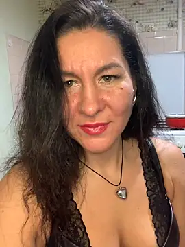 Snapshot of Tina_Moretti chatting on 02/20/25, 09:20 Tina Moretti online show from 02/20/25, 09:20
