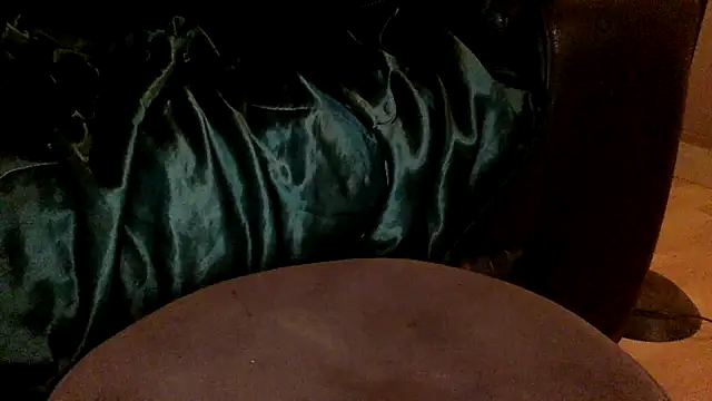 Snapshot of soufun99 chatting on 03/28/26, 04:45 soufun99 online show from 03/28/26, 04:45