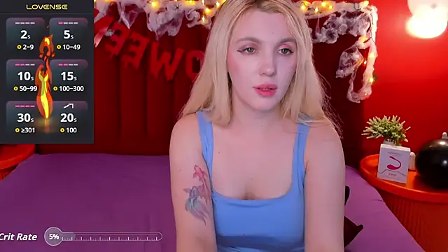 Fluffy Monica online show from 10/23/25, 01:16