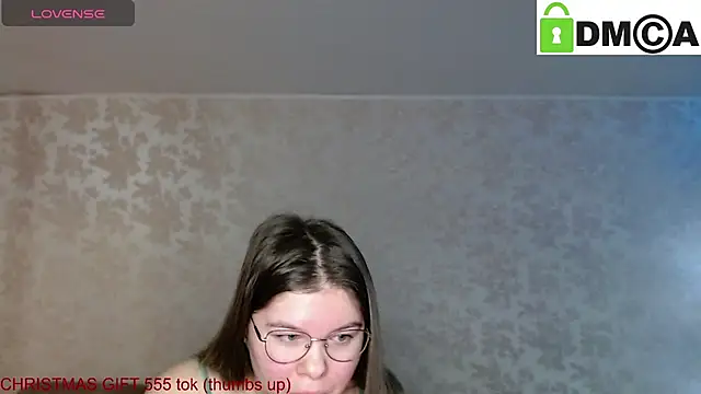 Snapshot of holy_michela chatting on 12/21/24, 02:52 holy michela online show from 12/21/24, 02:52