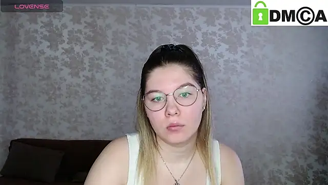 Snapshot of holy_michela chatting on 01/06/25, 07:42 holy michela online show from 01/06/25, 07:42