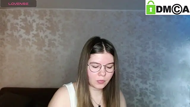 Snapshot of holy_michela chatting on 01/11/25, 02:20 holy michela online show from 01/11/25, 02:20