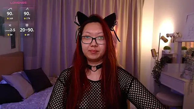 Snapshot of Marine_Vact chatting on 05/26/26, 02:29 Marine Vact online show from 05/26/26, 02:29