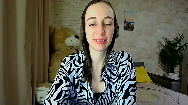 Anika bloom online show from 02/03/26, 07:41