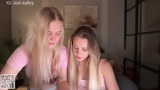 Snapshot of sunsally chatting on 02/24/26, 08:07 sunsally online show from 02/24/26, 08:07