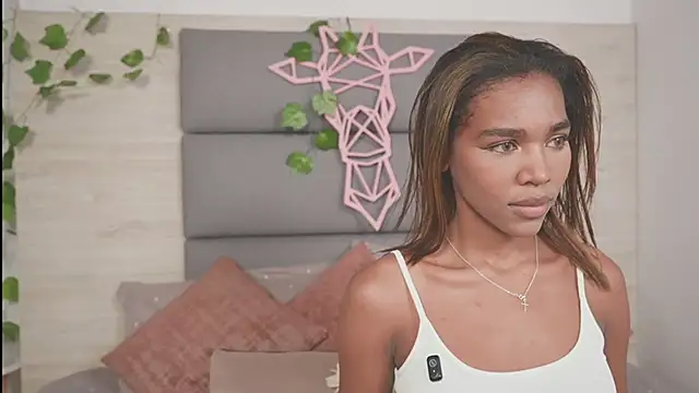 Lily Miiller online show from 11/20/25, 09:36