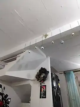 King russo online show from 12/18/25, 06:25