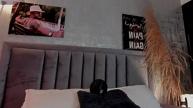 JeanColleman online show from 10/22/25, 04:02