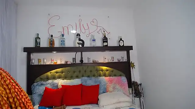 EMILY ROUSSE71 online show from 03/04/25, 10:13