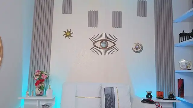 EMILY ROUSSE71 online show from 06/21/26, 08:11