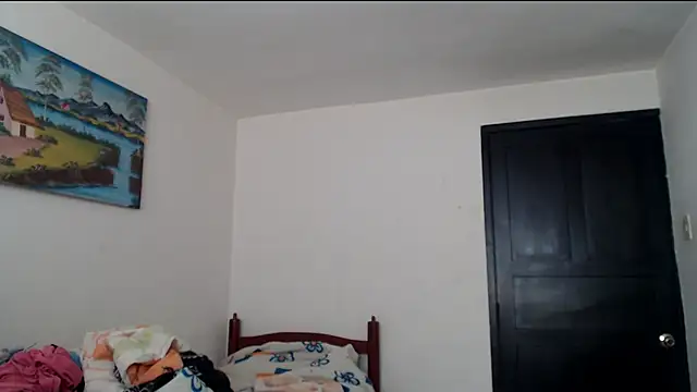 Snapshot of samanta_rosas1 chatting on 12/10/24, 04:17 samanta rosas1 online show from 12/10/24, 04:17