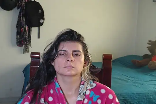 Snapshot of samanta_rosas1 chatting on 12/18/24, 07:52 samanta rosas1 online show from 12/18/24, 07:52