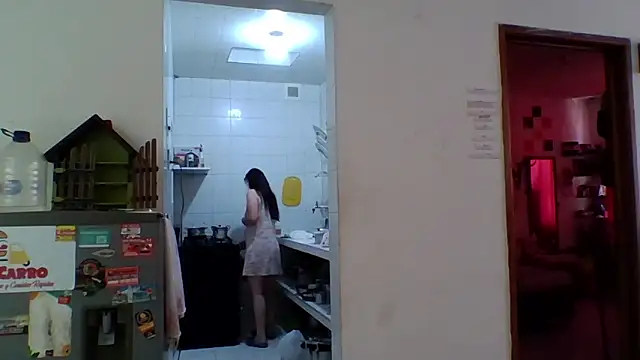 Snapshot of samanta_rosas1 chatting on 01/20/25, 03:50 samanta rosas1 online show from 01/20/25, 03:50