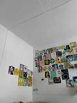Snapshot of samanta_rosas1 chatting on 02/14/25, 02:44 samanta rosas1 online show from 02/14/25, 02:44